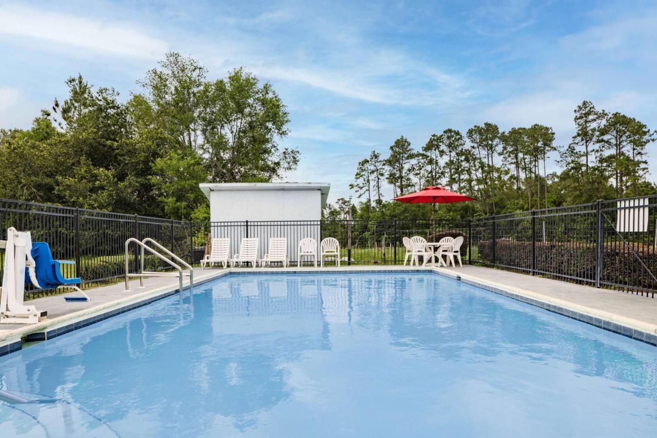 Days Inn By Wyndham Pensacola I-10 Ferry Pass Luaran gambar