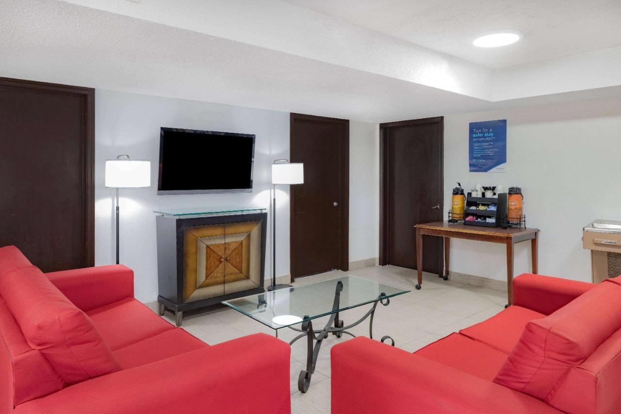 Days Inn By Wyndham Pensacola I-10 Ferry Pass Luaran gambar