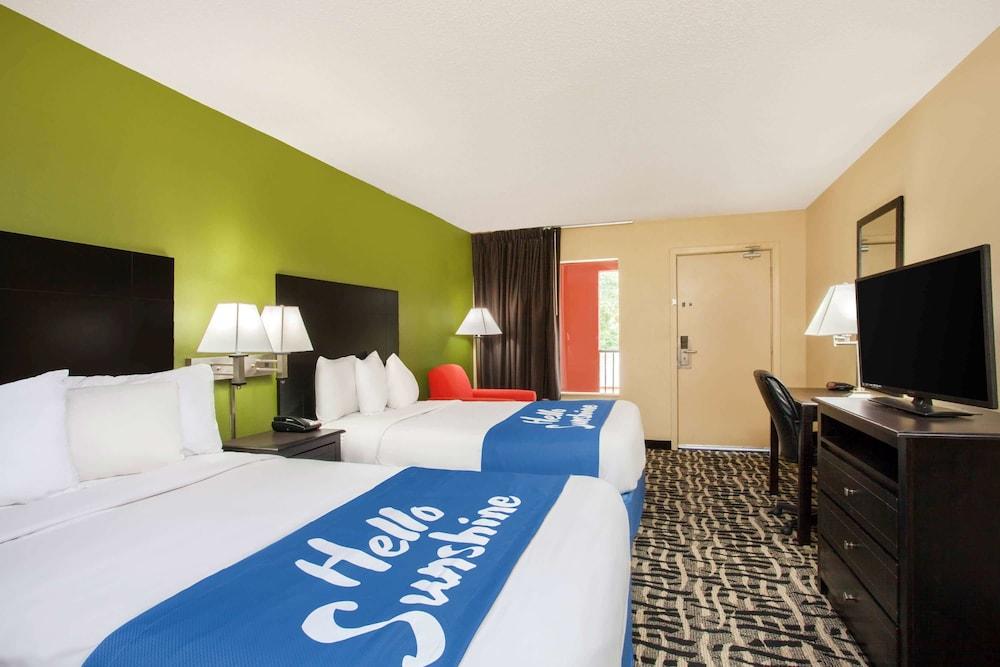 Days Inn By Wyndham Pensacola I-10 Ferry Pass Luaran gambar