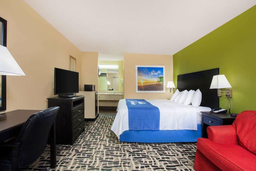 Days Inn By Wyndham Pensacola I-10 Ferry Pass Luaran gambar