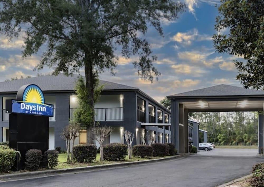 Days Inn By Wyndham Pensacola I-10 Ferry Pass Luaran gambar